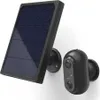A black outdoor security camera and its solar panel are mounted on a white wall. Produktbild-Vorschau