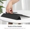 A hand is shown pressing an S Pen into a slot on a black tablet case. Produktbild-Vorschau