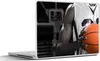 MuchoWow® Laptop Aufkleber Sticker Cover Schwarzer und Produktbild-Vorschau 1