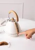 KETTLE RETRO - Elektrischer Wasserkocher Produktbild-Vorschau 3