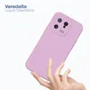 A hand holding a purple phone case. Produktbild-Vorschau