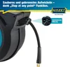 Close-up of a hose reel with a magnified inset showing a detail of the automatic hose guidance mechanism. Produktbild-Vorschau