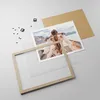 Gerahmtes Poster - Rahmen in heller Eiche - Frau Boot Produktbild-Vorschau 4