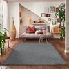 Weicher Teppich mit einfarbigem Design - Moderner Look für Produktbild-Vorschau 1