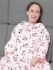 The Peanuts Snoopy TV Decke mit Ärmeln und Taschen Produktbild-Vorschau 3