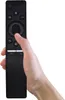 A hand holding a black remote control. Náhled obrázku produktu