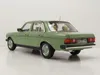 Mercedes 200 Limousine W123 1982 hellgrün Modellauto 1:18 Produktbild-Vorschau 10