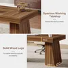 Collage of images showing a wooden desk with close-ups of its features and dimensions. Anteprima dell’immagine prodotto