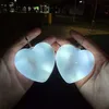 Lampe de poche LED avec capteur tactile et piles LR44, Voir les images du produit 3