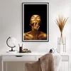 Gerahmtes Poster - Schwarzer Rahmen - Gold Frau Stück - Produktbild-Vorschau 6