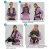 Four-panel image showing how to put on a baby carrier. Anteprima dell’immagine prodotto