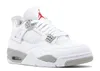A studio shot of a single Air Jordan 4 Retro shoe. Produktbild-Vorschau