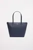 LACOSTE sac à épaule Shopping Bag Penombre bleu marine Voir les images du produit 10