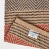 HOMESCAPES Handgewebter Schwarz-Roter Jute-Teppich mit Produktbild-Vorschau 4