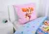 A close-up view of children's bedding with a Paw Patrol theme, featuring a pillow and duvet cover. Podgląd zdjęcia produktu