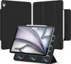 A collage of black iPad cases, with one case open and displaying an iPad screen. Anteprima dell’immagine prodotto
