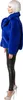 Seitenansicht einer Frau in einer geschlossenen royalblauen Plüschjacke mit weichem Kragen und glatter Oberfläche. Produktbild-Vorschau
