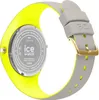 Close-up view of the back of a watch, showing the case back and strap. Voir les images du produit