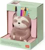 A ceramic sloth pen holder is displayed inside its retail packaging. Anteprima dell’immagine prodotto