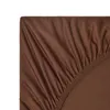 A close-up view of a brown fitted sheet, showing the elasticized corner. Produktbild-Vorschau
