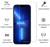 A screen protector is shown next to a smartphone. Produktbild-Vorschau