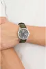 A person's wrist wearing a watch. Anteprima dell’immagine prodotto