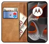 A flip case for a Motorola Edge 50 Pro phone, showing cards and cash inside. Produktbild-Vorschau