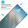 A close-up view of a smartphone screen protector being applied to a smartphone. Produktbild-Vorschau