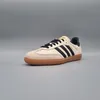 Adidas Sneakers ID0478 in Beige color size 40 Voir les images du produit 29