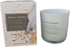 A scented candle and its packaging are displayed side-by-side against a white background. Voir les images du produit