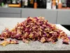 Pétales de rose 1 kg - Fleurs comestibles séchées et Voir les images du produit 3