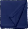A folded dark blue fleece blanket. Produktbild-Vorschau