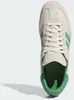 A top-down view of an Adidas Samba sneaker. Produktbild-Vorschau