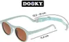 A pair of light blue sunglasses with brown lenses and an adjustable strap. Voir les images du produit