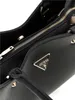 Dámská kabelka GUESS Meridian Black : černá Barevný Náhled obrázku produktu 3