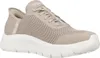 A single beige Skechers slip-on sneaker is shown from a side-angle on a white background. Anteprima dell’immagine prodotto