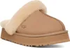 A single Ugg slipper shown from the side on a white background. Produktbild-Vorschau