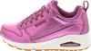 A side view of a pink Skechers sneaker. Voir les images du produit