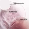 Close-up view of liquids in petri dishes with labels. Anteprima dell’immagine prodotto