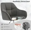 Close-up of a dark gray velvet office chair with a cutaway showing the foam cushion, accompanied by feature callouts and close-ups of the material and foam. Produktbild-Vorschau