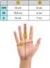 A size chart for gloves with a hand illustration showing measurement points. Produktbild-Vorschau