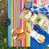 Relaxdays Picknickdecke XXL, 200x200 cm, Fleece Produktbild-Vorschau 3