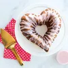 Nordic Ware -Elegant Heart Bundt Produktbild-Vorschau 10