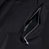 Detailaufnahme des Reißverschlusses der RG Alpha 2.0 Jacke von Berghaus. Náhled obrázku produktu