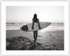 Poster - Poster ohne Rahmen - Frau Strand Surfen - 50x40 cm Produktbild-Vorschau 1