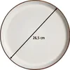 A flat plate with a brown rim, with a measurement overlay indicating its diameter. Produktbild-Vorschau