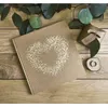 Libro degli ospiti in carta kraft con ornamento a cuore Anteprima dell’immagine prodotto 4