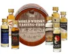 A collection of miniature whisky bottles arranged around a wooden barrel-shaped tasting set. Produktbild-Vorschau