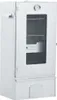 A studio shot of a smoker oven. Voir les images du produit