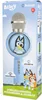 The image shows the retail packaging for a Bluey-themed wireless karaoke microphone and speaker. Produktbild-Vorschau